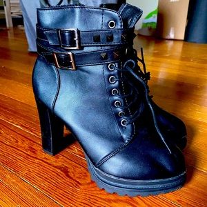 Black Faux Leather Heel Moto Ankle Boots size 8.5